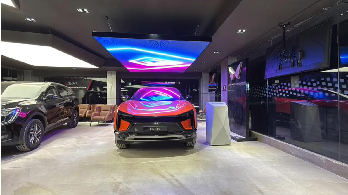 Mahindra Car Showroom