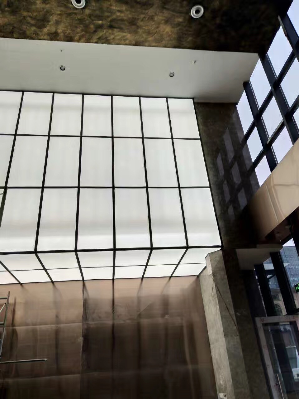 Translucent Image